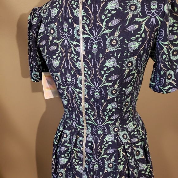 Lularoe Amelia - blue floral - Picture 2 of 3
